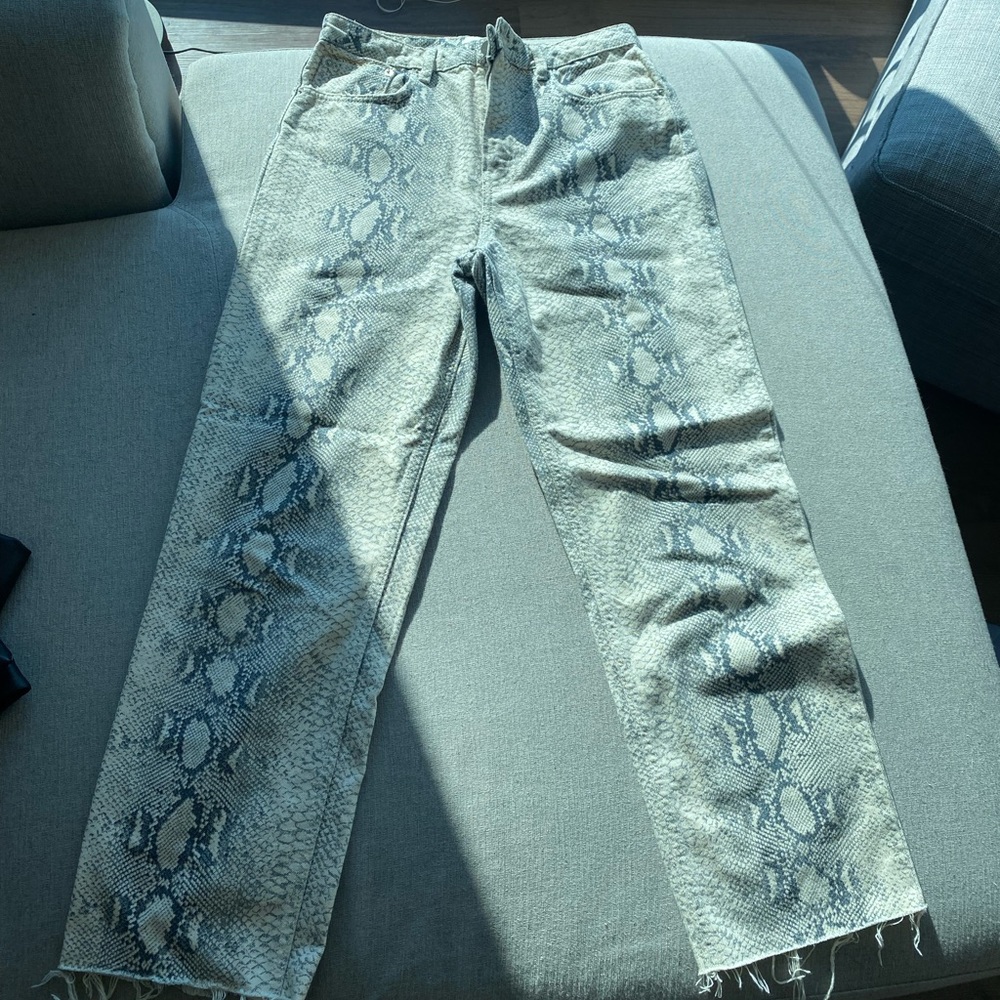 Snakeprint pants